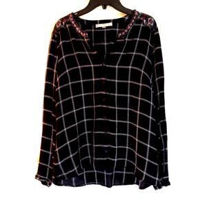 Daniel Rainn size medium black long sleeve button up rayon with embroidery